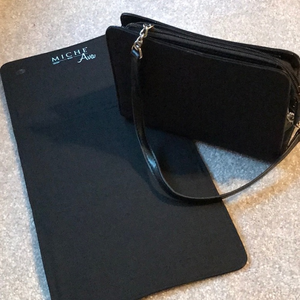 Miche Ava bag with removable interchangeable cover